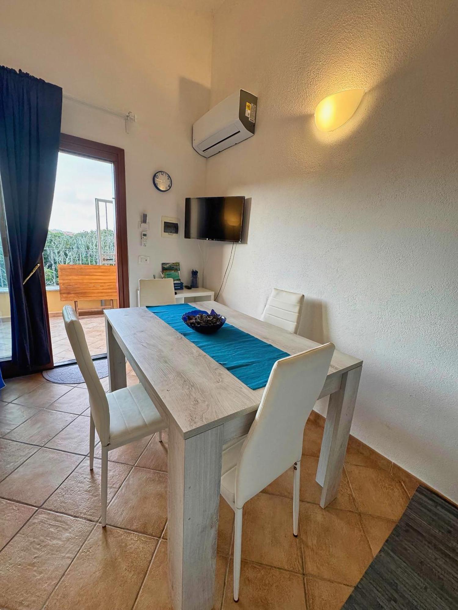 Case Vacanze A Santa Teresa Di Gallura Εξωτερικό φωτογραφία